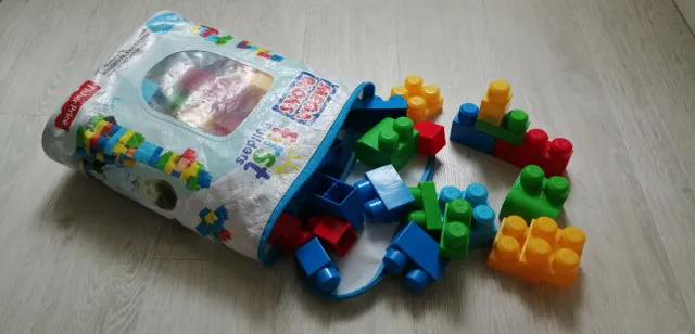 Mega Bloks First Builders 60 Piezas + REGALO