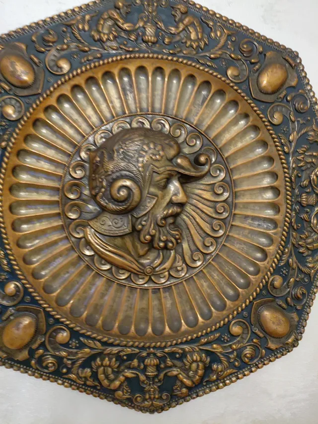 Platos Decorativos Metal Octogonal