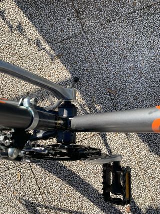 Bicicleta Trekking.ruedas 700 con cubiertas de 29’