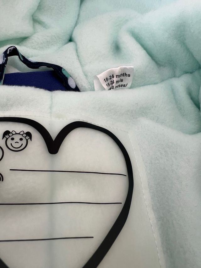 Mono de nieve infantil con manoplas