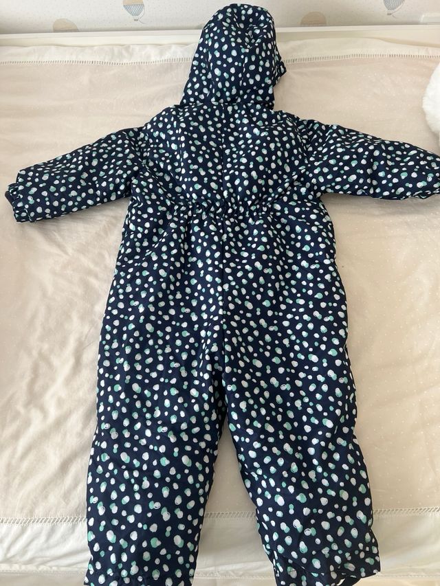 Mono de nieve infantil con manoplas