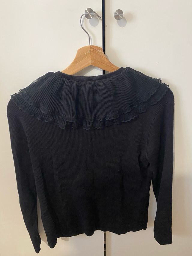 Jersey Zara cuello volante encaje negro