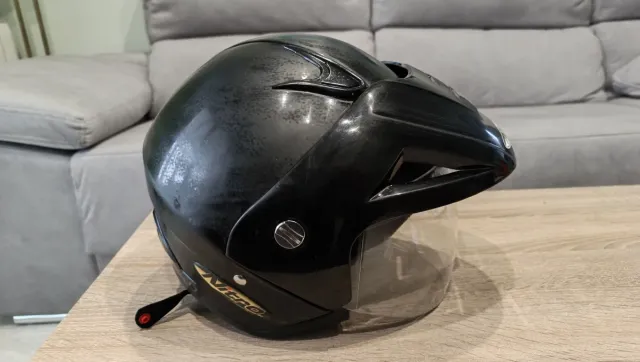 Casco Nitro Talla L con Visera