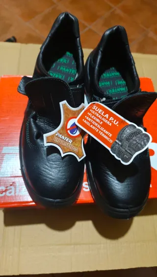 Calzado de seguridad panter Jonás totale.