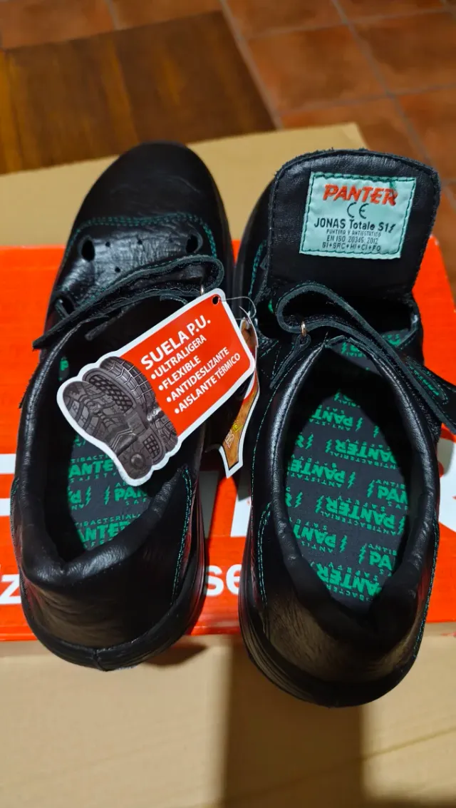 Calzado de seguridad panter Jonás totale.
