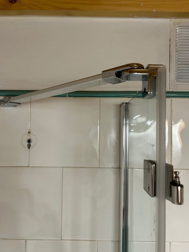 Mampara de bañera vidrio templado y metal