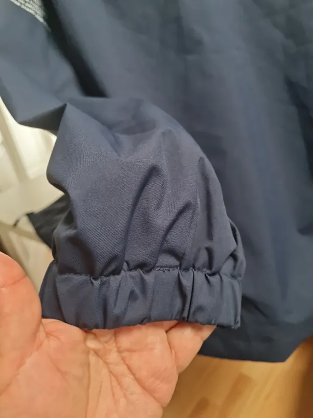 Chubasquero juvenil azul marino súper impermeable