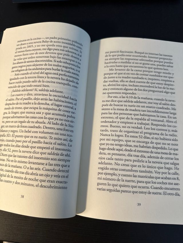 La gente no existe / People Don't Exist (Spanis...