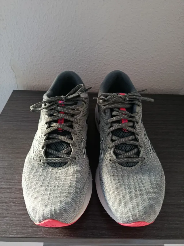 Zapatillas Mizuno Wave Rider 27 gris y rosa