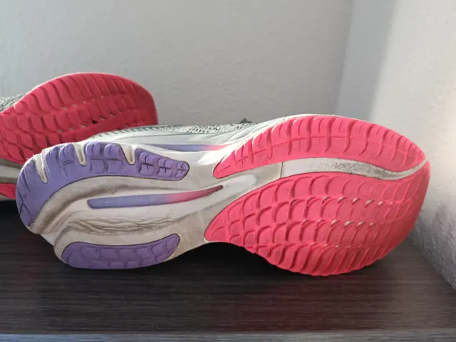 Zapatillas Mizuno Wave Rider 27 gris y rosa