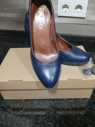 Zapatos de tacón azul RKS