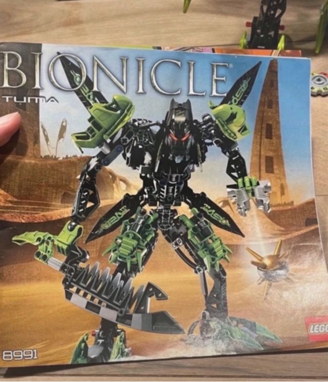 LEGO Bionicle: Tuma (8991) - 95% complete with ins