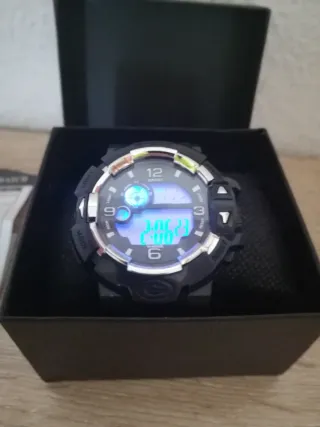 Reloj Sport Watch Negro Multicolor
