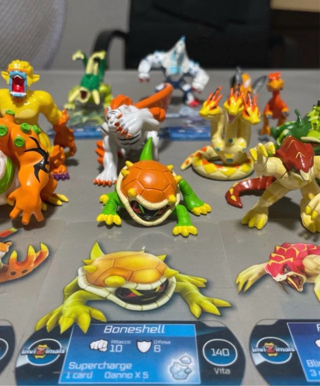 Lotto Invizimals Rari + Carte | Perfetti