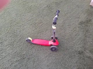 Patinete infantil 3 ruedas rojo