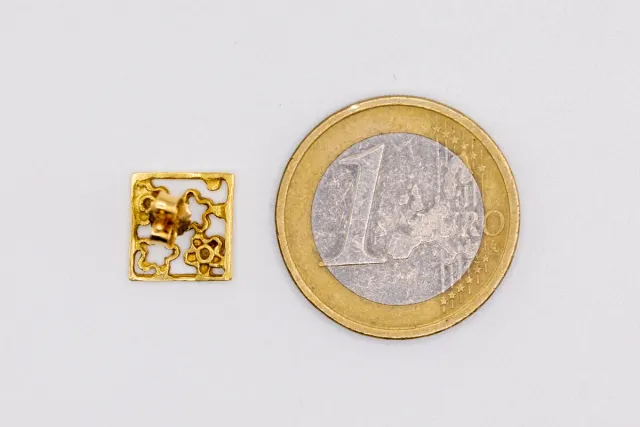 Orecchini oro 18k con fiori e zirconi