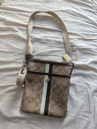 Cartera Coach Beige y Marrón