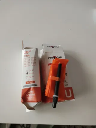 2 Cámaras TPU 700c FV-65