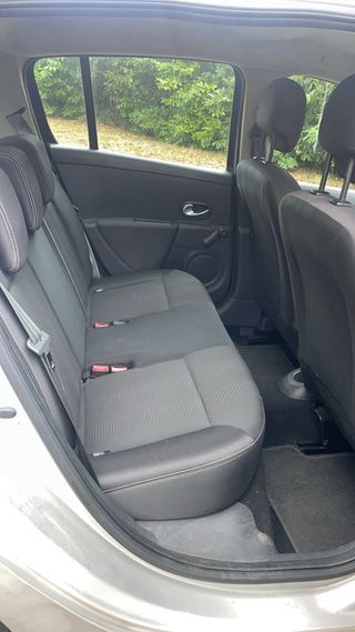 Renault Clio 2012 ¡Muy pocos kilometros!