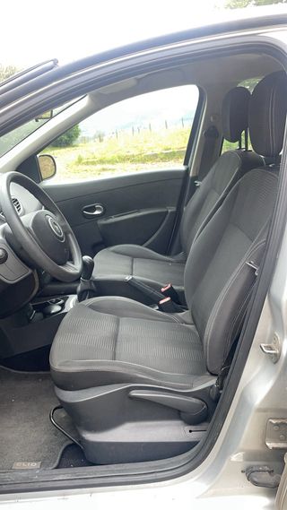 Renault Clio 2012 ¡Muy pocos kilometros!