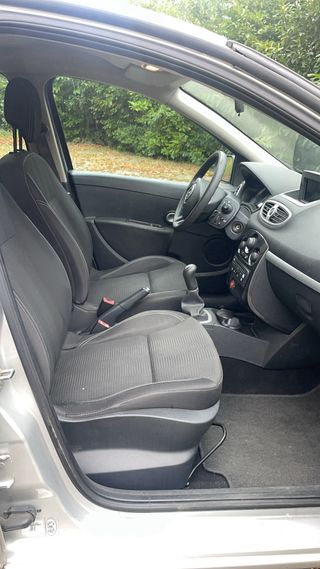 Renault Clio 2012 ¡Muy pocos kilometros!