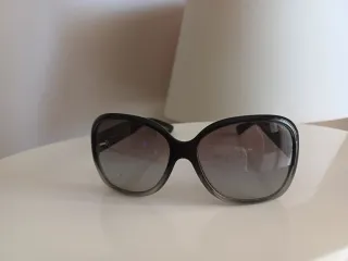 Occhiali da sole Prada neri e grigi