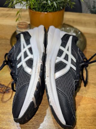 Asics Jolt 3 Running Shoes
