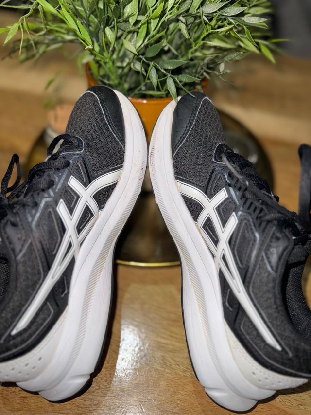 Asics Jolt 3 Running Shoes