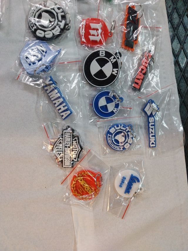 Llaveros de Moto Variados