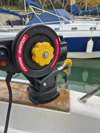 Profundizador Eléctrico Penn Fathom Master 835