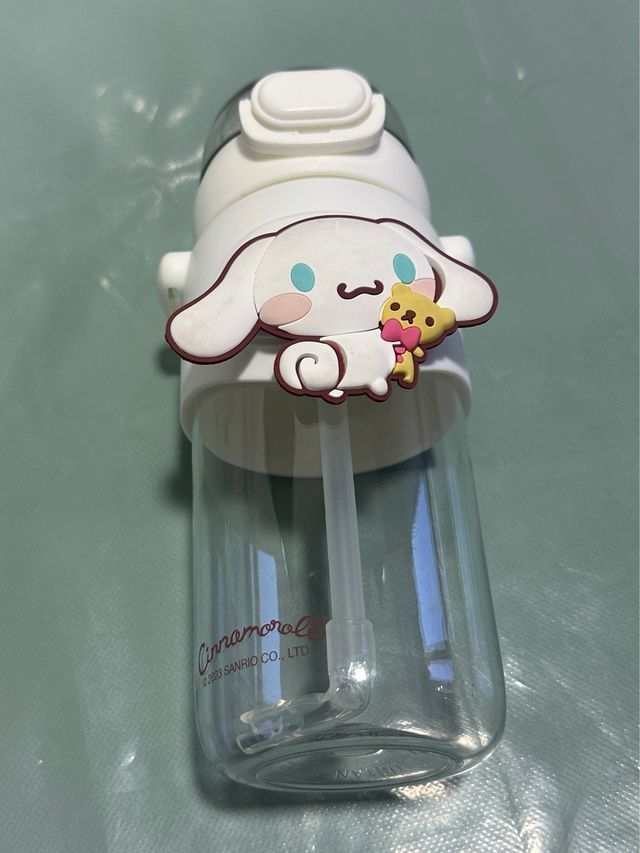 Botella agua Cinnamoroll Sanrio 2023 500 ml.