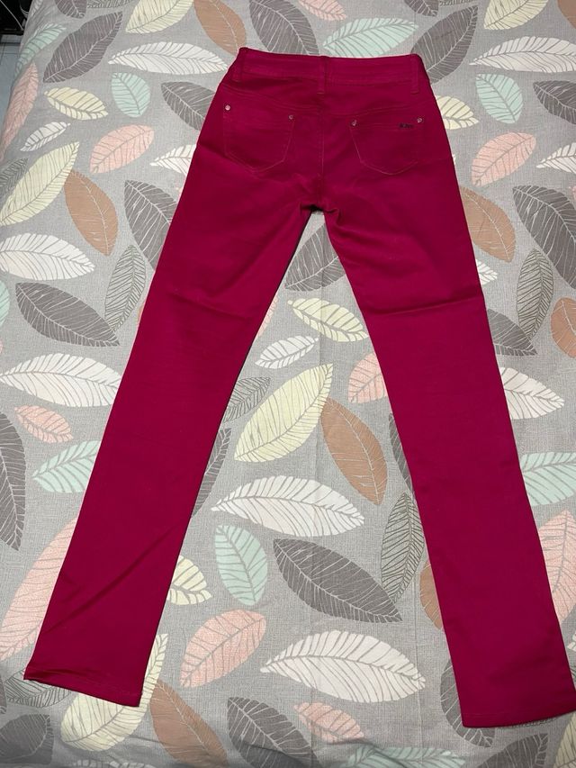 Pantalón vaquero elástico fuscia. Wear Jeans. V168