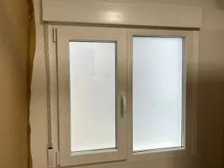 JUEGO DE VENTANAS Y PUERTA DE TERRAZA