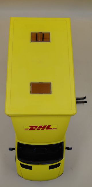 Furgone DHL giocattolo Bruder Germania