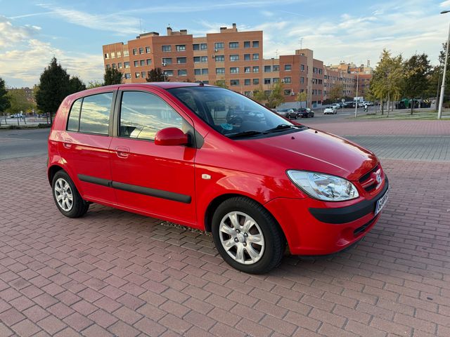 Hyundai Getz 1.4 GASOLINA 5 PUERTAS