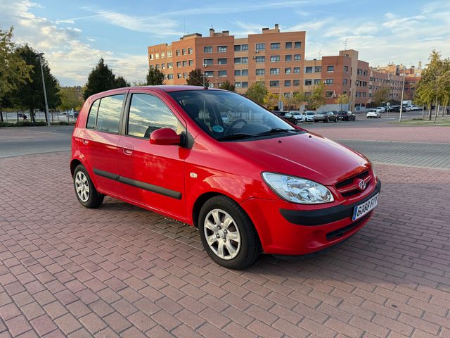 Hyundai Getz 1.4 GASOLINA 5 PUERTAS