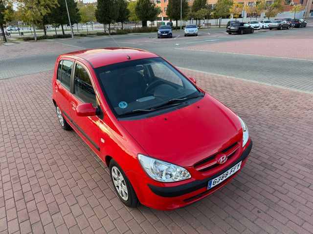 Hyundai Getz 1.4 GASOLINA 5 PUERTAS