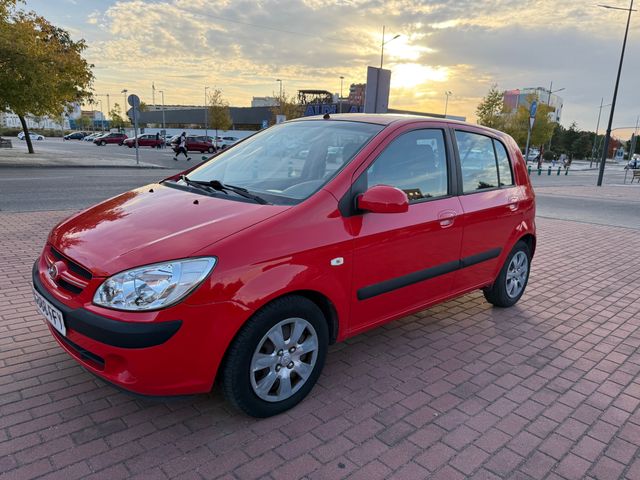 Hyundai Getz 1.4 GASOLINA 5 PUERTAS
