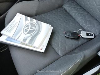 TOYOTA COROLLA 1.8 125H ACTIVE E-CVT