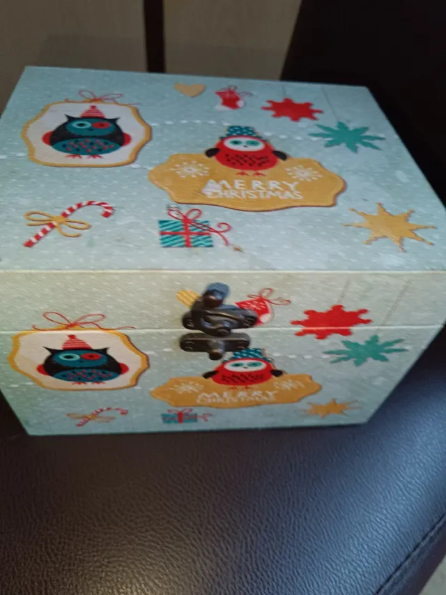 Caja de Regalo Navideña Decorada