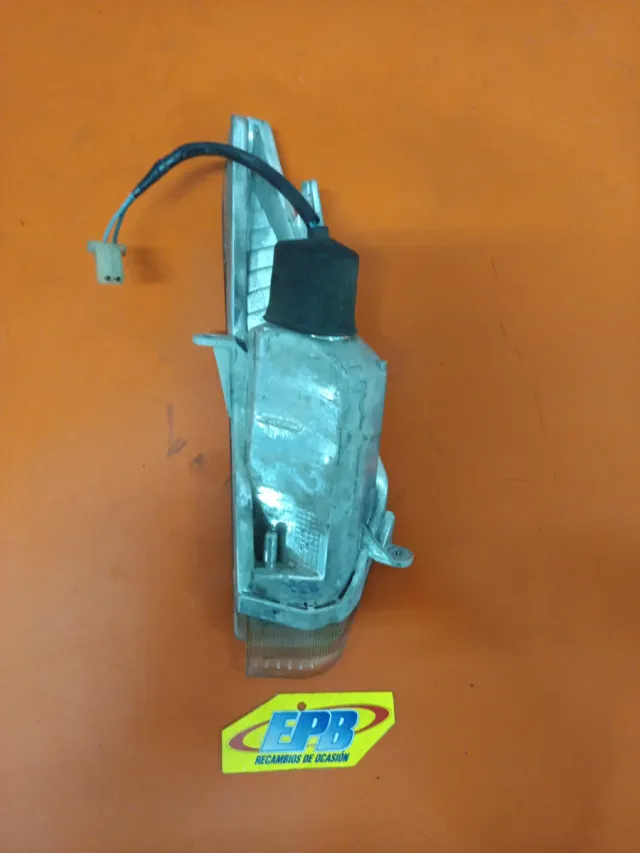 Intermitente Derecho Honda Dylan 125