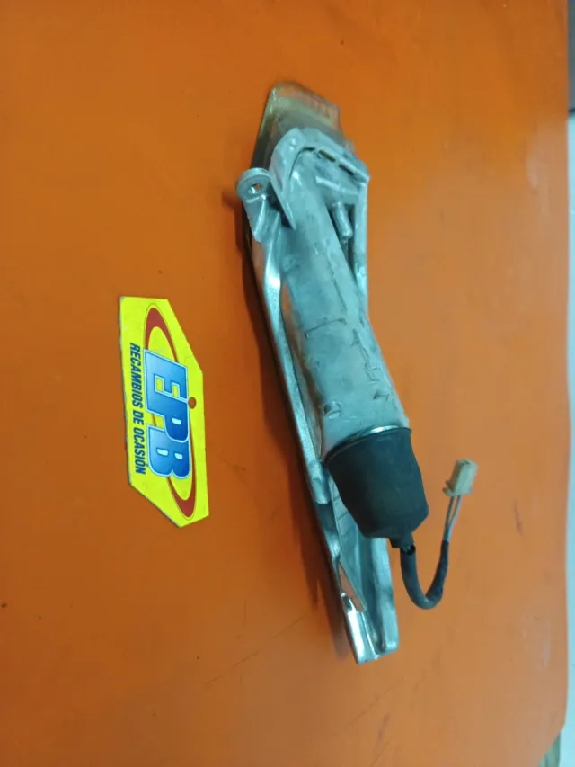 Intermitente Derecho Honda Dylan 125