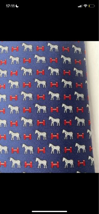 Corbata Hermès Paris nueva