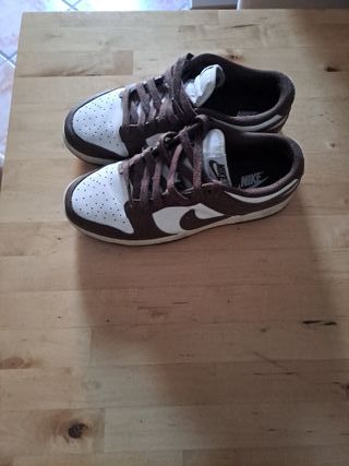 Zapatillas Nike Marrones Talla 42 Modelo DUNK LOW