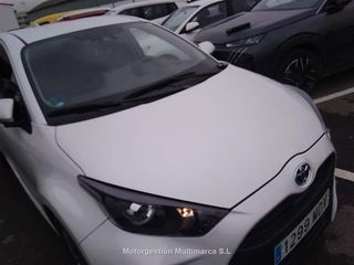 TOYOTA YARIS 1.5 120H Active Tech
