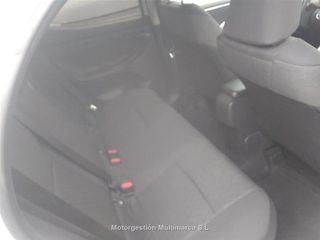 TOYOTA YARIS 1.5 120H Active Tech