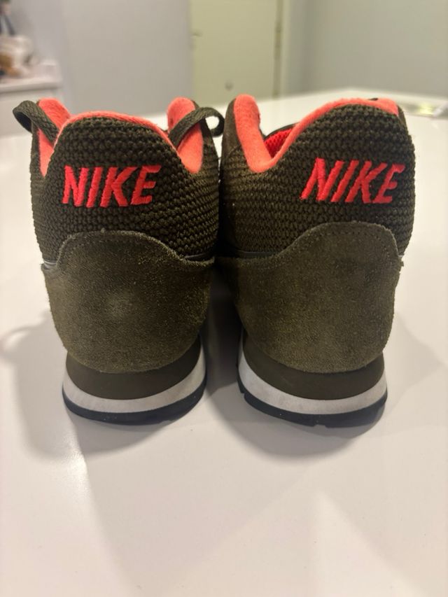 Zapatillas Nike MD Talla 38