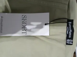 Falda-pantalón verde Stradivarius