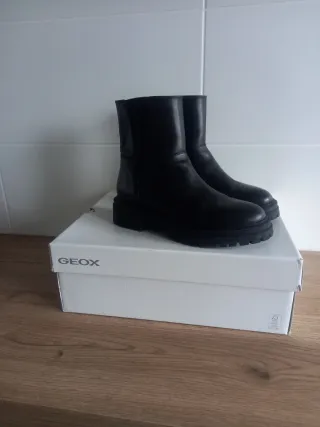 Botas Geox Piel Negras Talla 38. Iridea