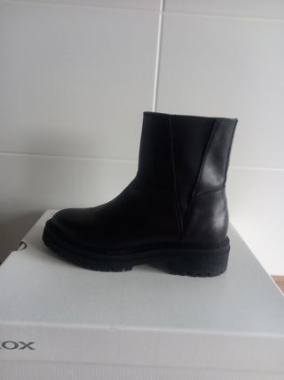 Botas Geox Piel Negras Talla 38. Iridea